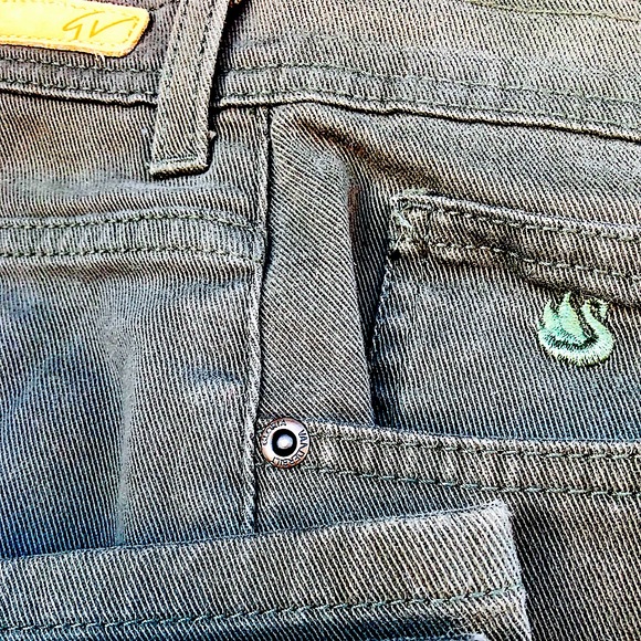 🌹🌹Gloria Vanderbilt Amanda Forest Green Jeans Size 14🌹🌹 - Picture 3 of 8